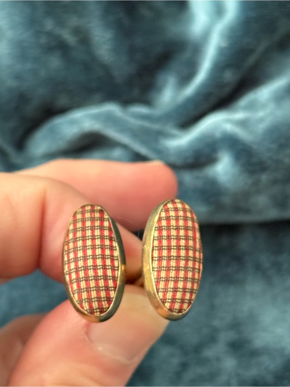 Vintage Mid Century Pair Gold-Toned Plaid Inlaid Cufflinks Classic Tartan Style